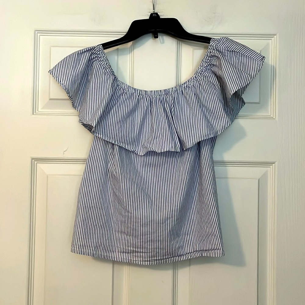JUNIORS OVER THE SHOULDER STRIPED BLOUSE : SIZE MEDIUM